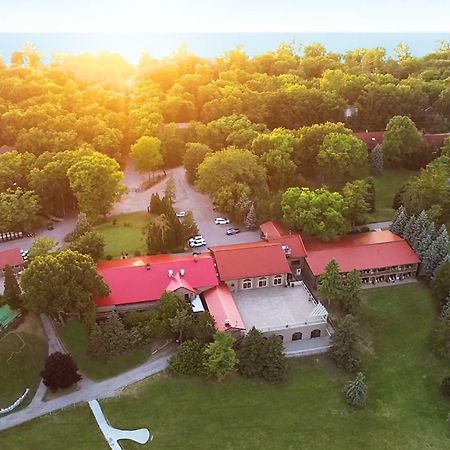 Oakwood Resort Grand Bend Εξωτερικό φωτογραφία